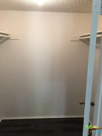 Master 2 Walk in Closet