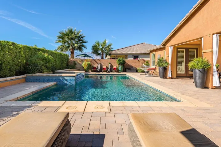 74065+Imperial+Court+W+Palm+Desert-9-mls