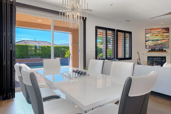 74065+Imperial+Court+W+Palm+Desert-2-mls
