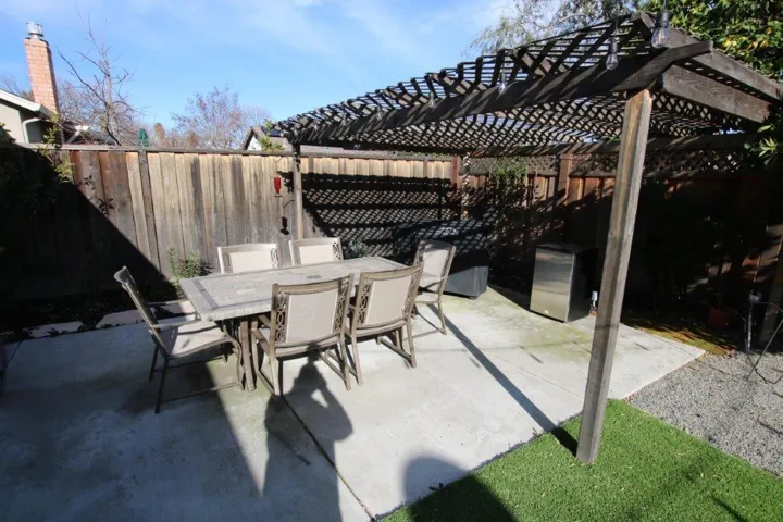 5890 Garces Avenue, San Jose, California 95123
