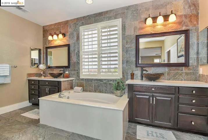 300 Pebble Beach Dr, Brentwood, California 94513-7072