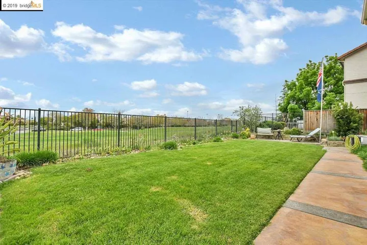300 Pebble Beach Dr, Brentwood, California 94513-7072