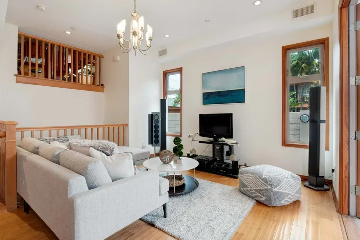 842 C Ave, Coronado, California 92118