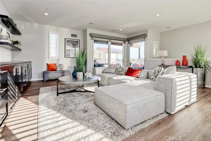 5534 Palm Drive, Hawthorne, California 90250