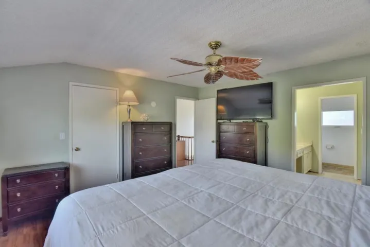 6735 Mount Pakron Drive, San Jose, California 95120