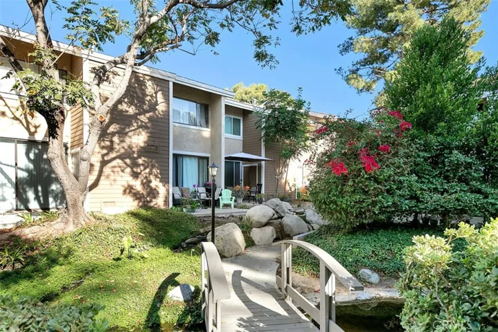 225 Pineview, Irvine, California 92620