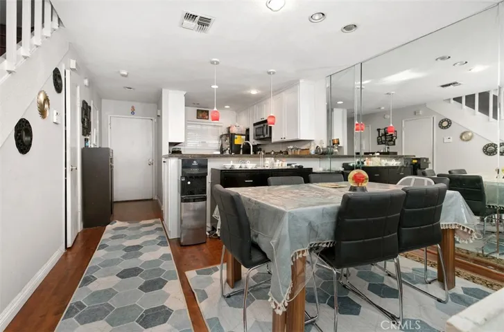 225 Pineview, Irvine, California 92620