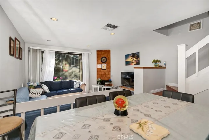 225 Pineview, Irvine, California 92620