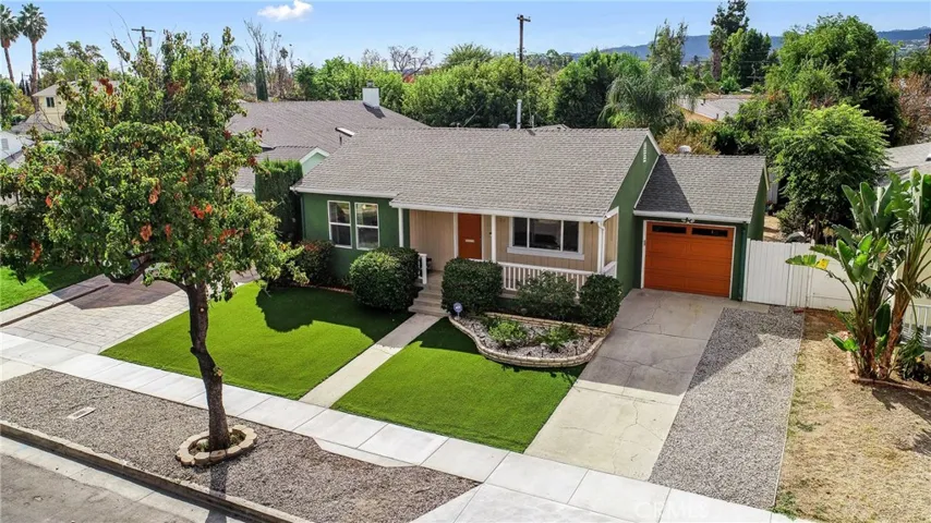 17728 Miranda Street, Encino, California 91316