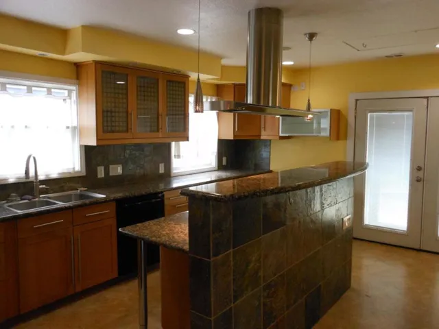 991 S 7th Street, San Jose, California 95112