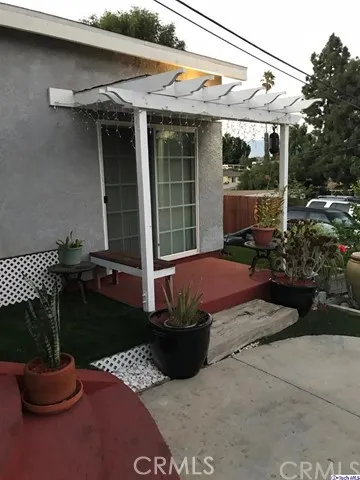 1511 N Herbert Avenue N, Los Angeles, California 90063