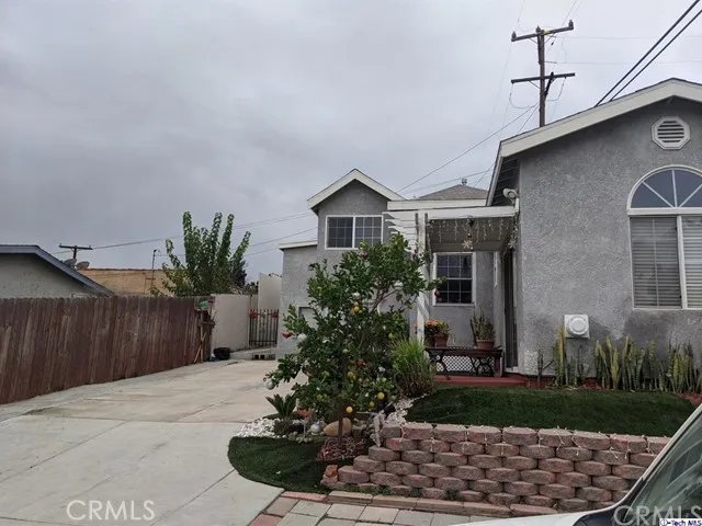 1511 N Herbert Avenue N, Los Angeles, California 90063