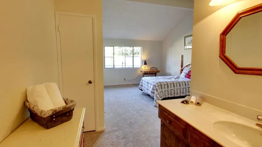 1868 Cherokee Drive 6, Salinas, California 93906