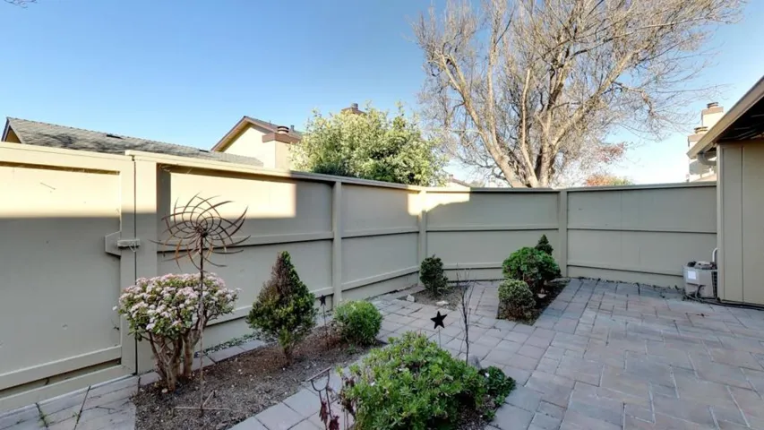 1868 Cherokee Drive 6, Salinas, California 93906