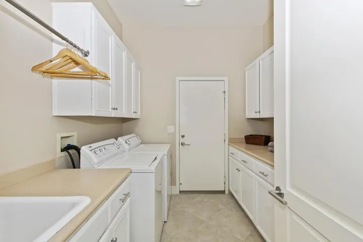 023_Laundry Room