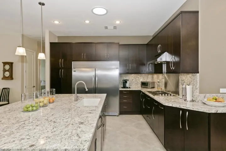 015_Kitchen