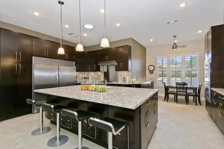 013_Kitchen