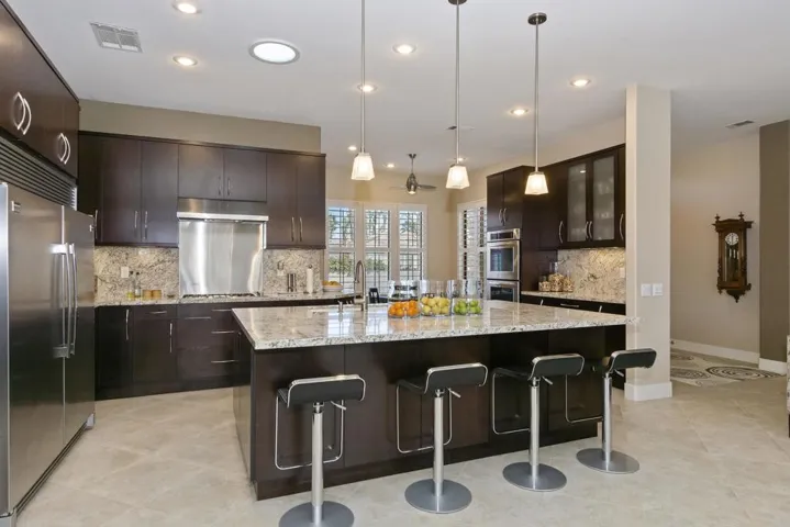 012_Kitchen