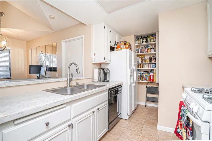 2906 Elm Tree Ct, Spring Valley, California 91978