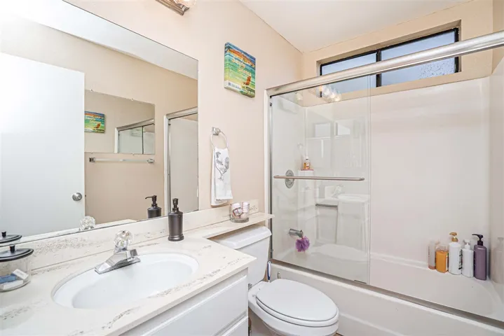 2906 Elm Tree Ct, Spring Valley, California 91978