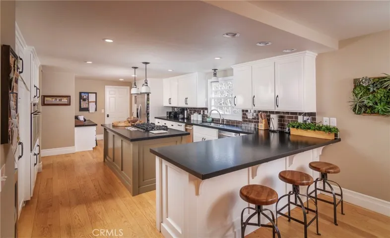 26461 Hillcrest Lane, Lake Arrowhead, California 92352