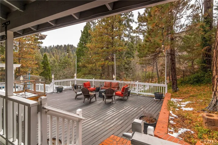 26461 Hillcrest Lane, Lake Arrowhead, California 92352