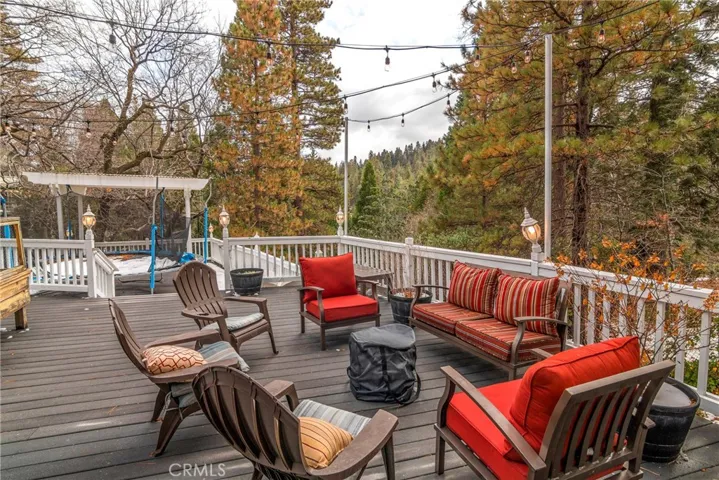 26461 Hillcrest Lane, Lake Arrowhead, California 92352