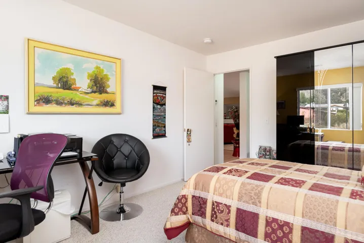 66173avenidabarona-lr-9381