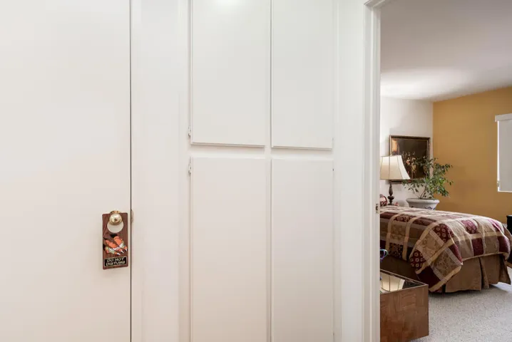 66173avenidabarona-lr-9374