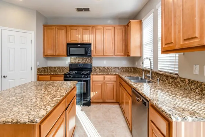 9330 Vintner Circle, Patterson, California 95363