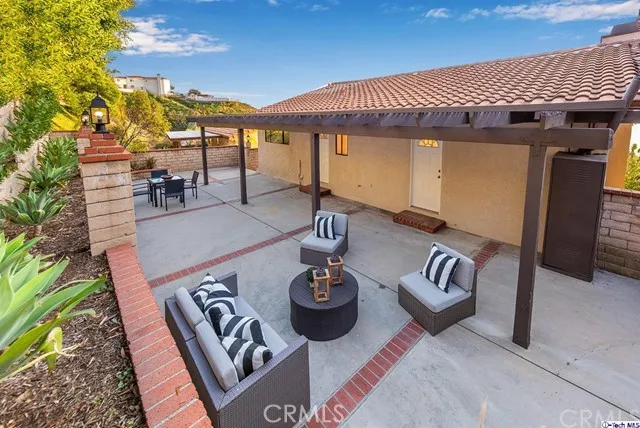 1342 E Tujunga Avenue, Burbank, California 91501