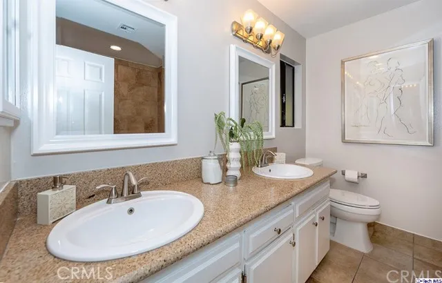 1342 E Tujunga Avenue, Burbank, California 91501