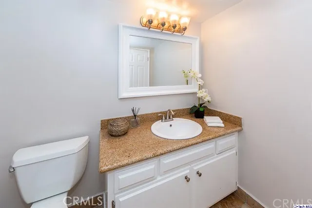 1342 E Tujunga Avenue, Burbank, California 91501
