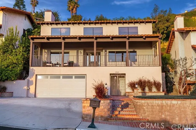 1342 E Tujunga Avenue, Burbank, California 91501