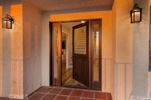 1342 E Tujunga Avenue, Burbank, California 91501