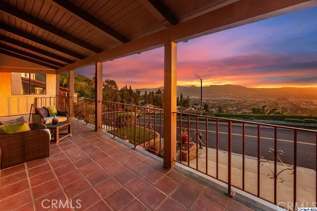 1342 E Tujunga Avenue, Burbank, California 91501