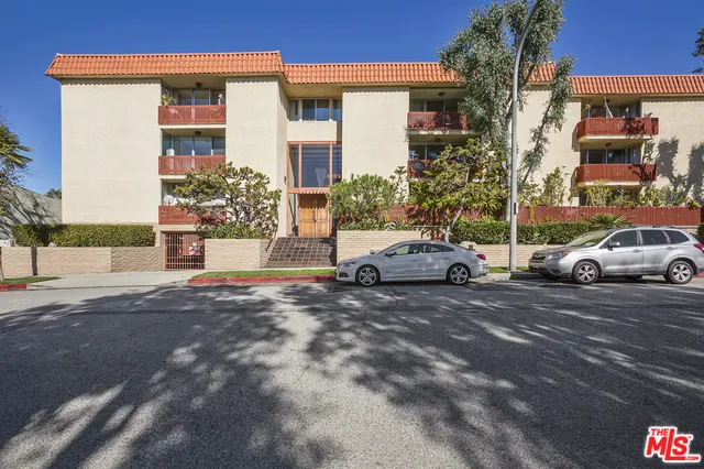 5875 Doverwood Drive 201, Culver City, California 90230