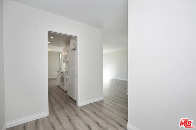 5875 Doverwood Drive 201, Culver City, California 90230