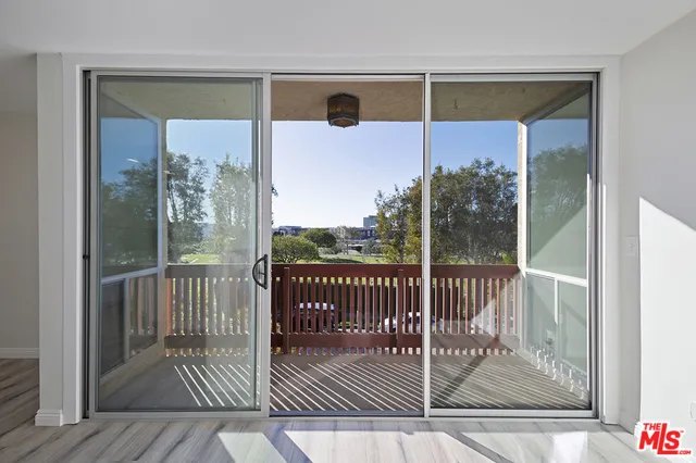 5875 Doverwood Drive 201, Culver City, California 90230