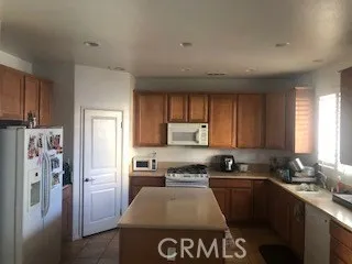 15776 Barrel Cactus Lane, Victorville, California 92394