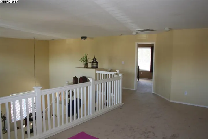 Huge loft. Could convert to 4th bedroom!