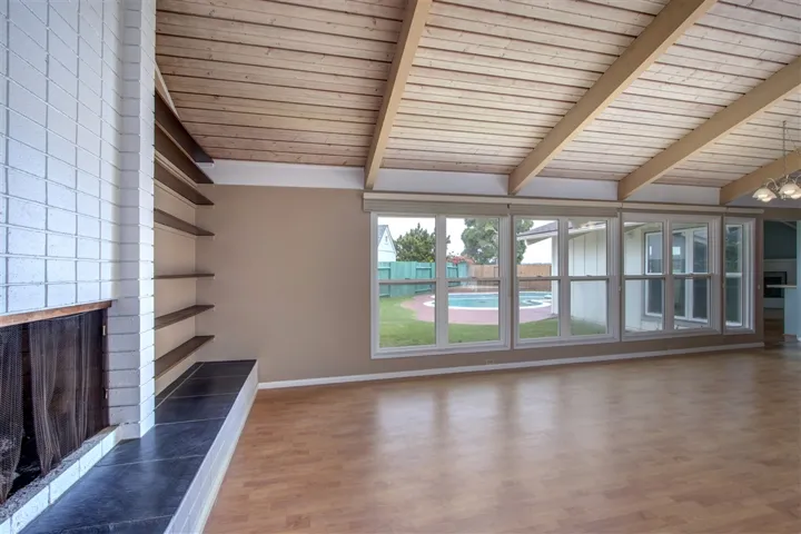2780 Angell, San Diego, California 92122