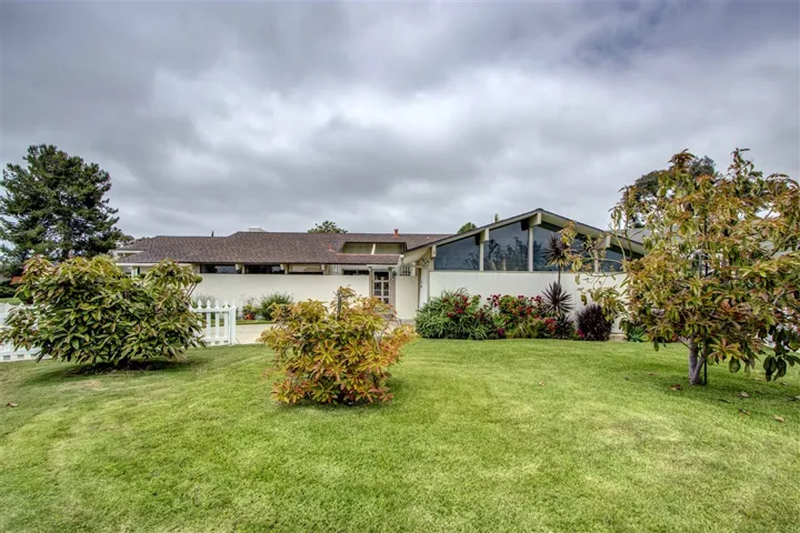 2780 Angell, San Diego, California 92122