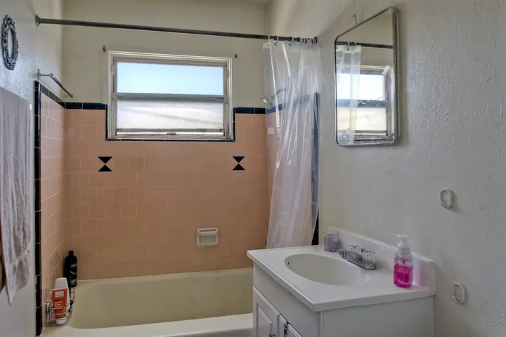 3141 Imperial Ave, San Diego, California 92102