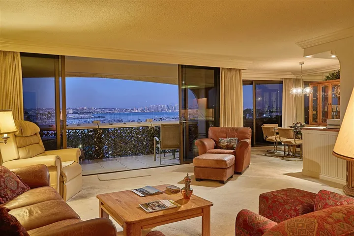 1150 Anchorage 610, San Diego, California 92106