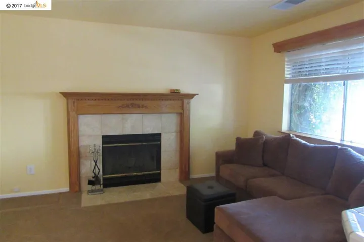 370 Surrey Way, Brentwood, California 94513