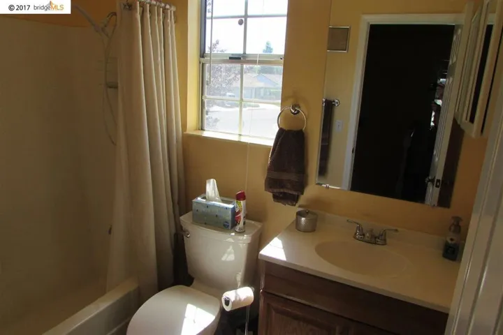 370 Surrey Way, Brentwood, California 94513