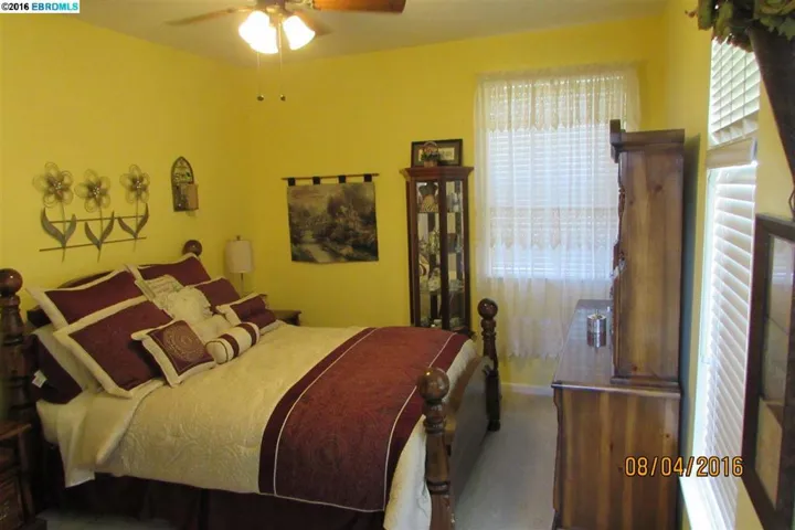 A second view of the downstair bedroom