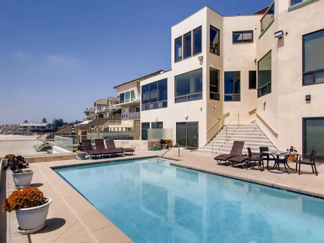 2459 Ocean St A, Carlsbad, California 92008