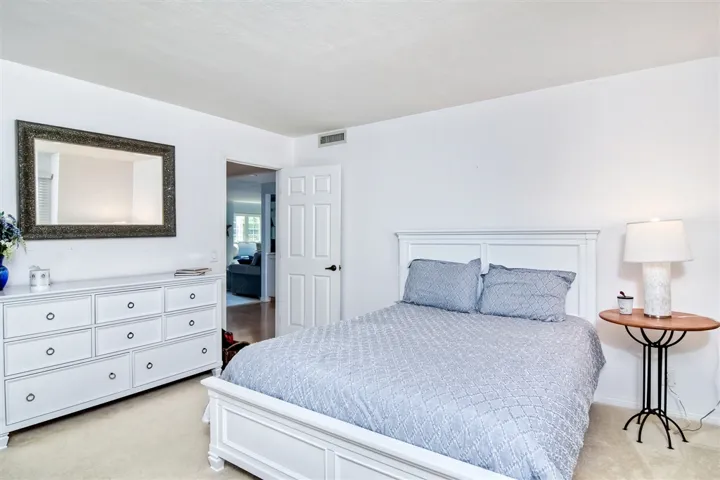 2176 S Coast Highway, Oceanside, California 92054